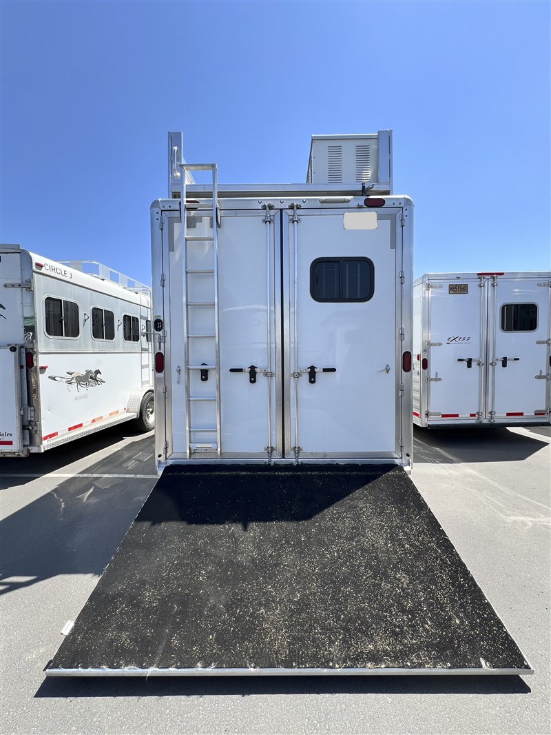 Trailer Photo 6