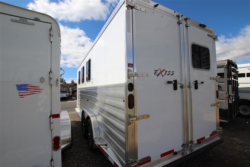 Trailer Photo 4