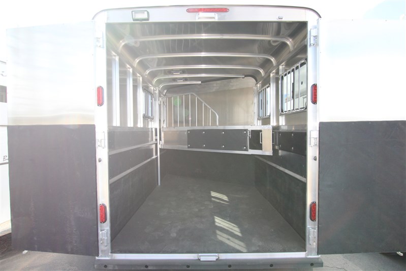 Trailer Photo 5