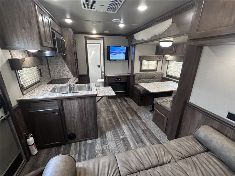 Merhow8414-B RWS Stampede 4H w/ 14'SW LQ & 6' Slide9