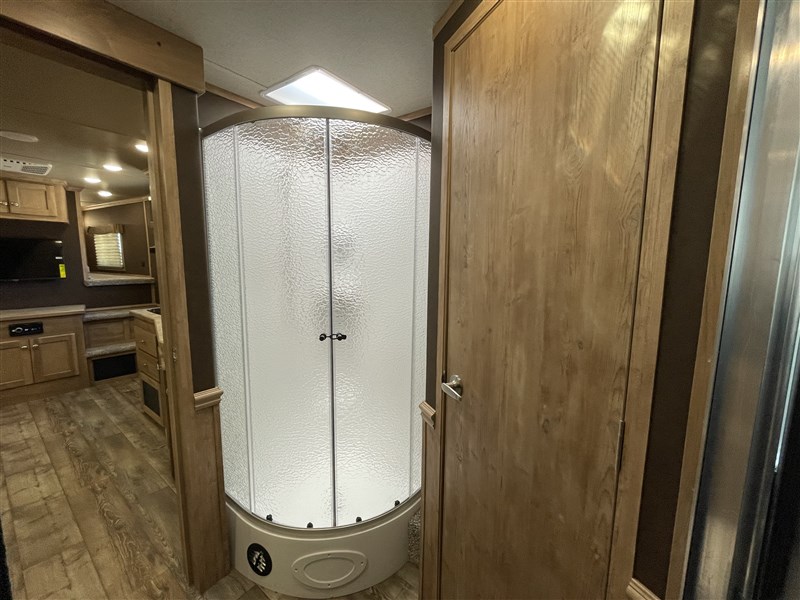 Merhow8414-A-DA Stampede 4H w/ 14'SW LQ & 9' Slide12