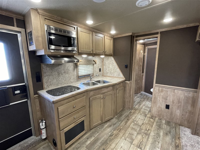 Merhow8414-A-DA Stampede 4H w/ 14'SW LQ & 9' Slide10