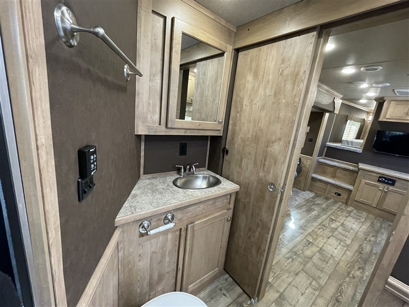 Merhow8414-A-DA Stampede 4H w/ 14'SW LQ & 9' Slide14