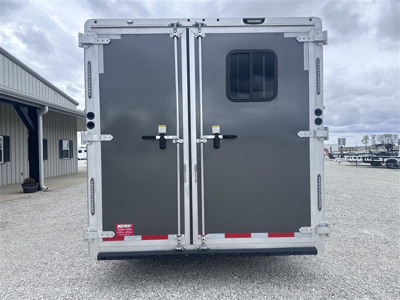 Merhow8312 RWSD Summit 3H w/ 12'SW Living Quarters18
