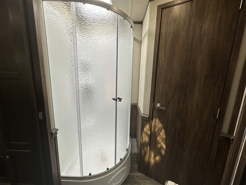 Merhow8516-A RWS Stampede 5H w/ 16'SW LQ & 9' Slide13