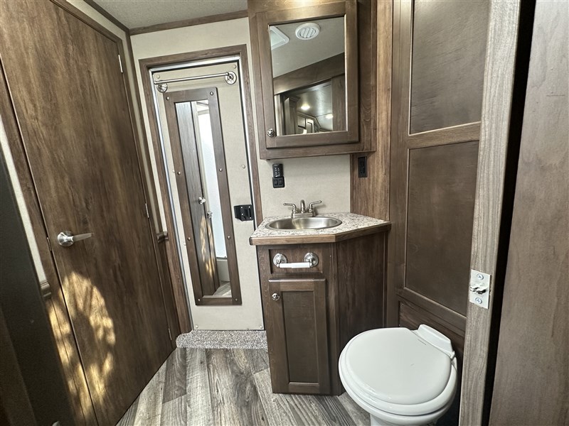 Merhow8516-A RWS Stampede 5H w/ 16'SW LQ & 9' Slide12