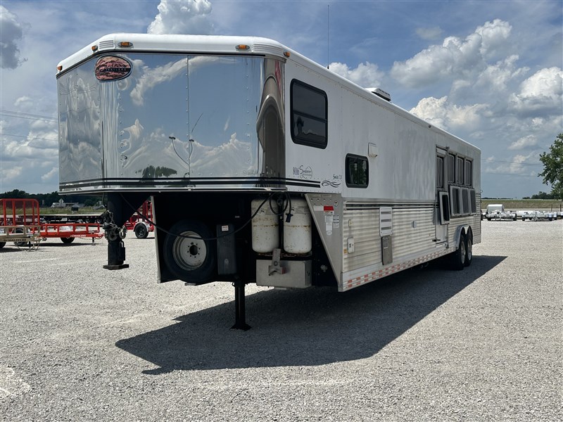 Sundowner8016 Signature 4H w/ 16' Living Quarters4