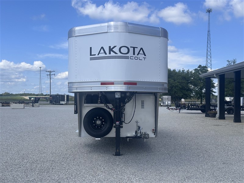 LakotaC072 Colt 2H w/ 7'SW Living Quarters3