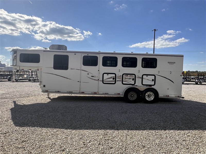 TitanRenegade 4H w/ 8' LQ GN5