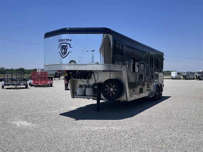BisonSilverado SV8209B w/ 9' LQ GN4