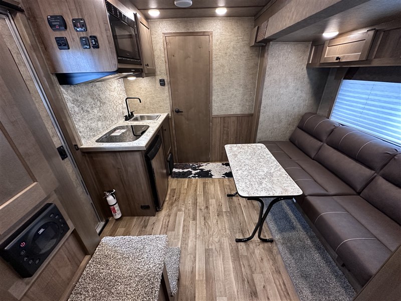 LakotaLY39RK Legacy 3H w/ 9' SW LQ & 6' Slide8