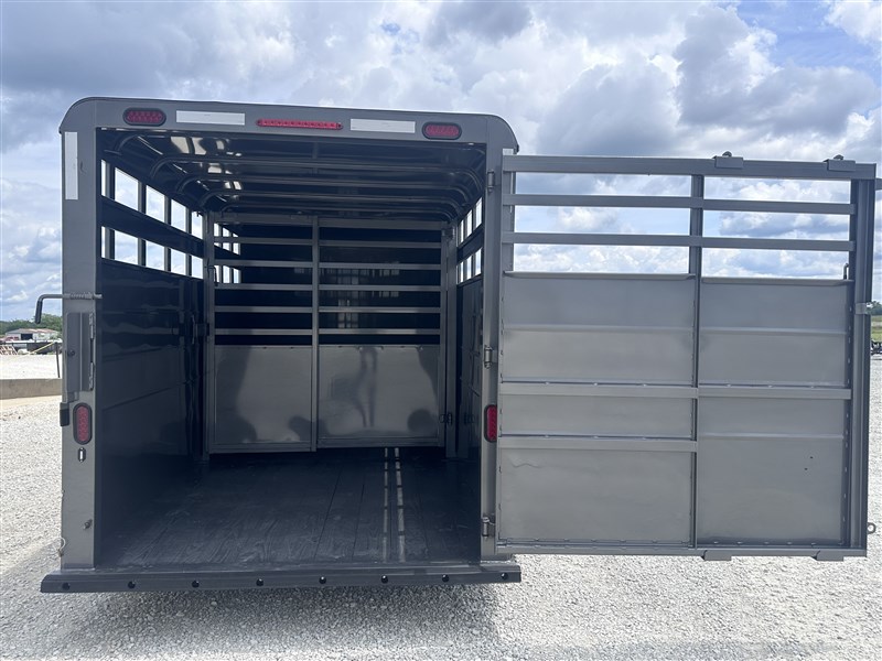 Trailer Photo 6