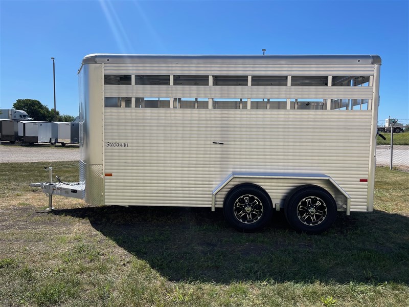 2024 Sundowner stockman 16' bp livestock trailer