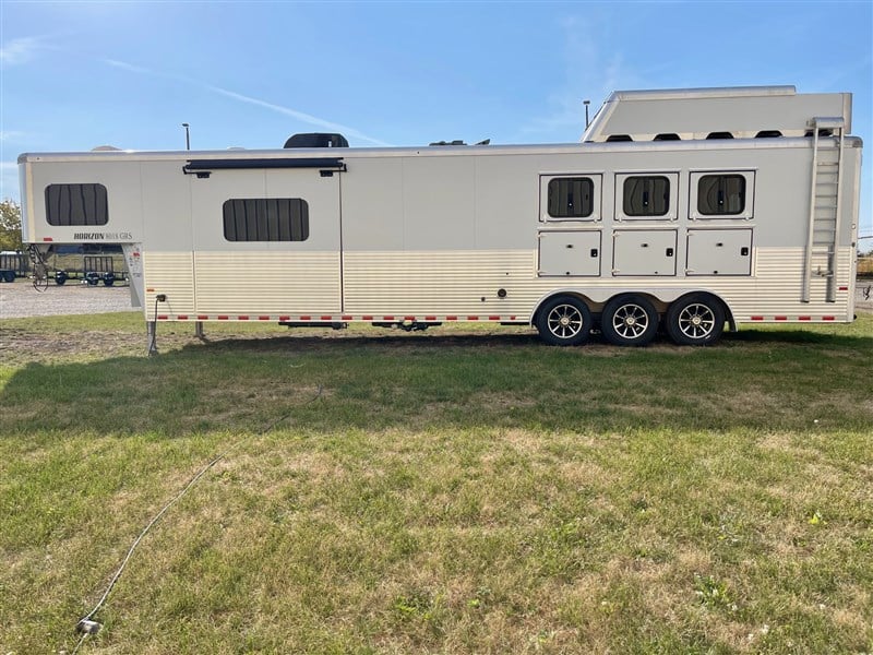 2019 Sundowner horizon 8018 grs 3h w/18'sw lq & 6' slide out gn