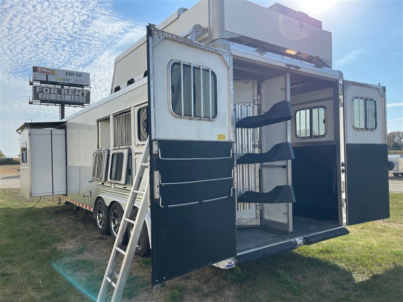 Trailer Photo 17