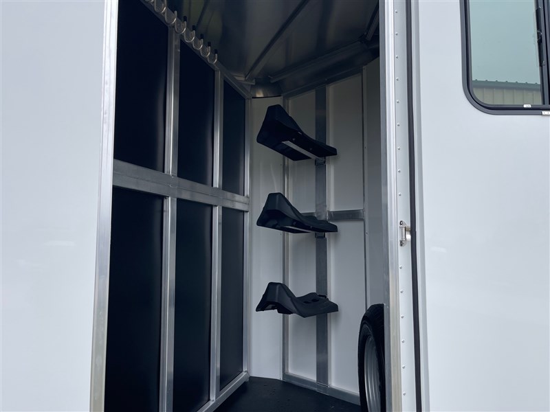 Trailer Photo 2