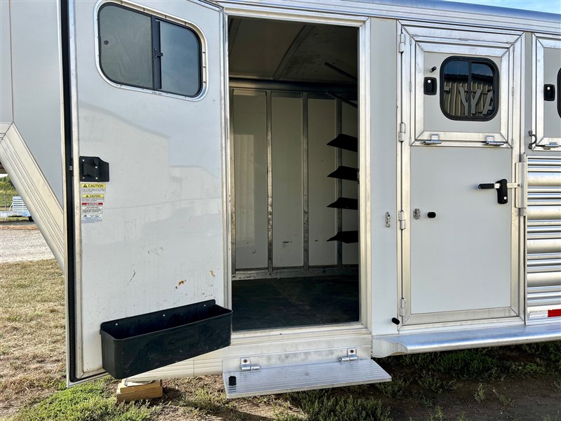 Trailer Photo 6