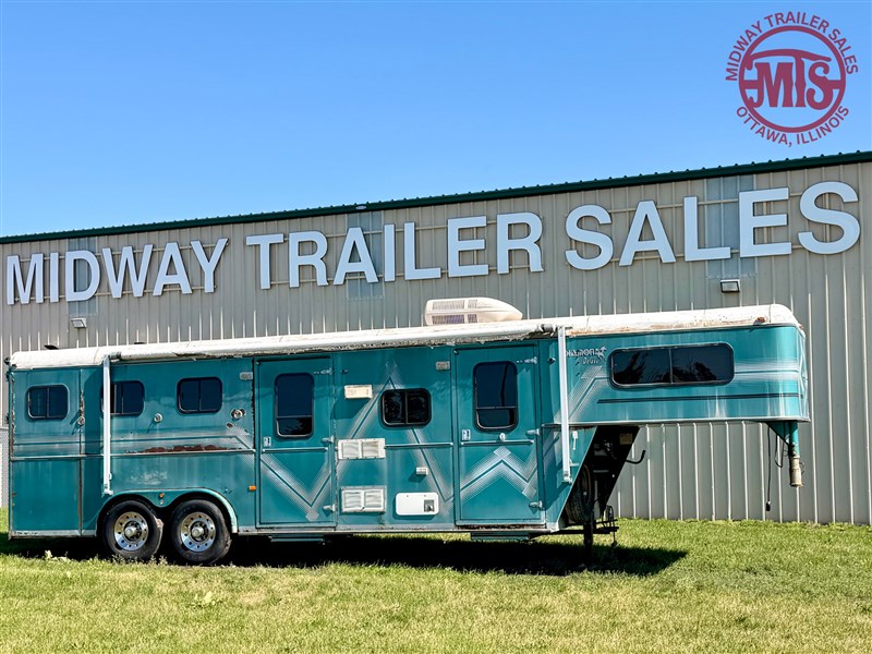 1993 Diamond g22 3h w/ 8'sw living quarters & midtack