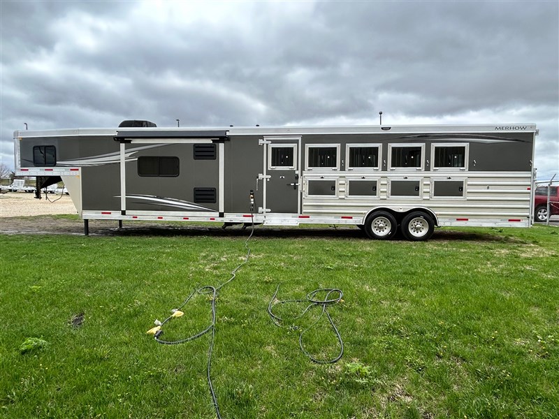 Trailer Photo 5
