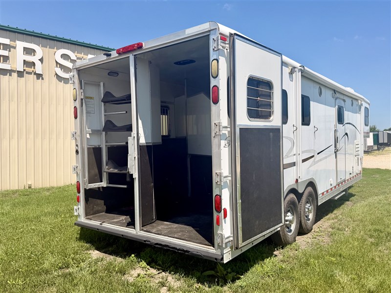 Trailer Photo 18