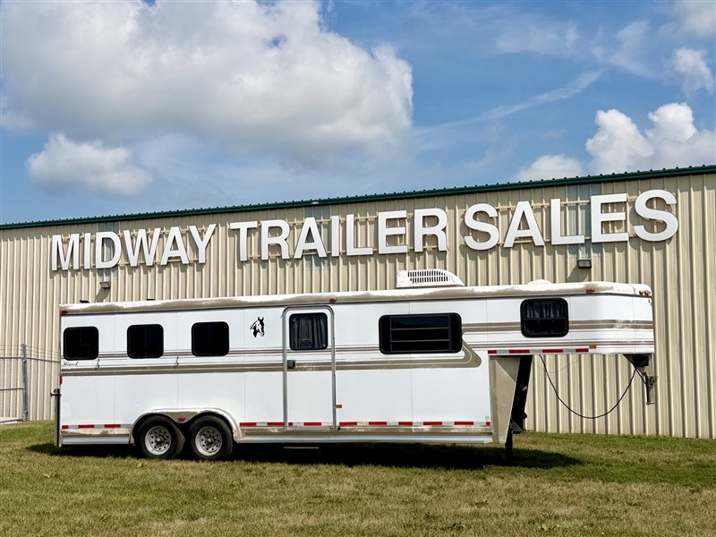 Trailer Photo 13