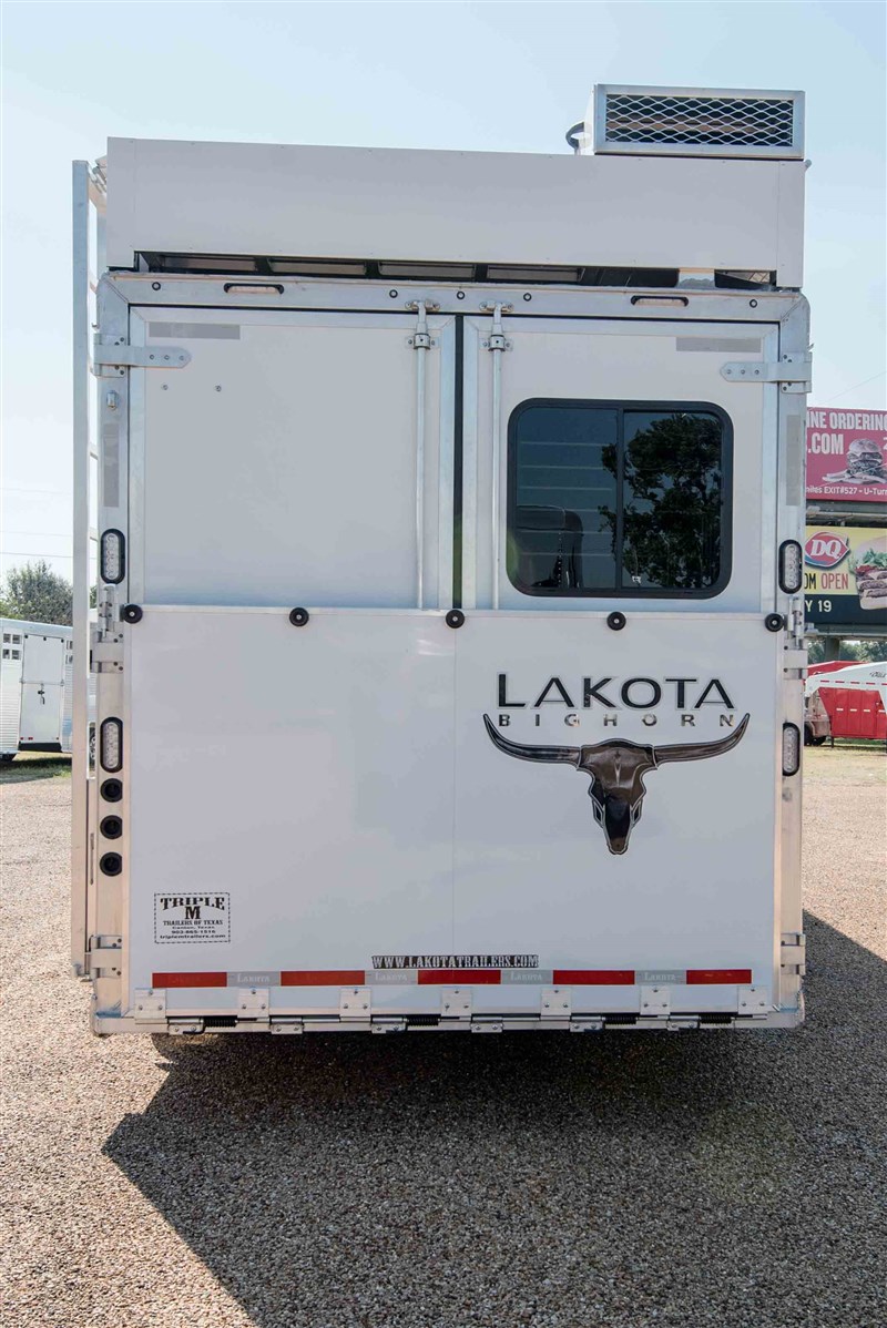 2023 Lakota BIGHORN BH8311RK