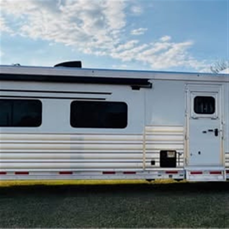 Trailer Photo 5