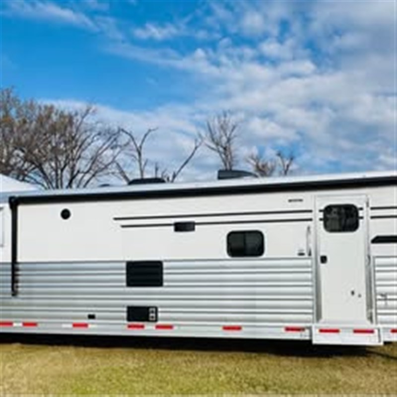 Trailer Photo 4