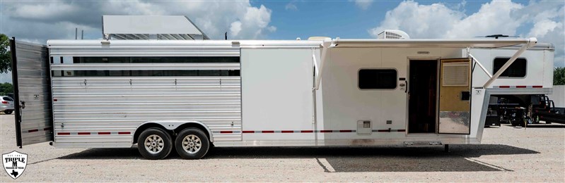Trailer Photo 5
