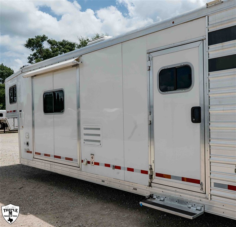 Trailer Photo 12