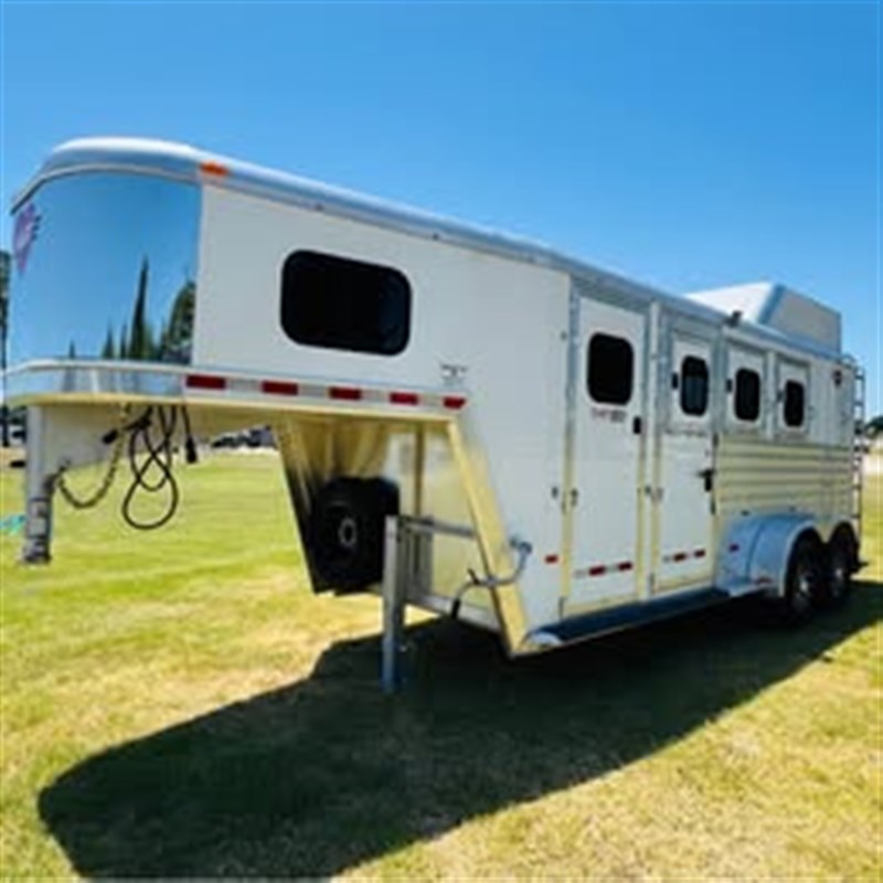 Trailer Photo 3
