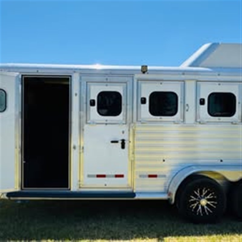 Trailer Photo 8