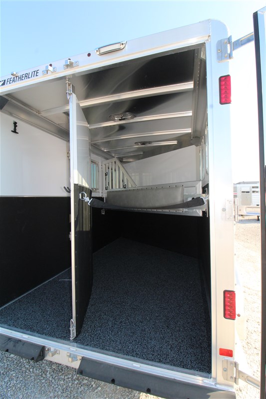 2025 Featherlite 9400-7224