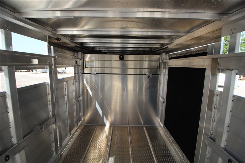 Trailer Photo 7