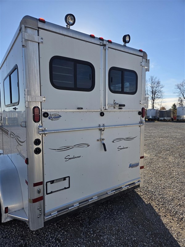 2004 Sundowner 777- great shape