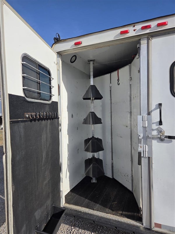 Trailer Photo 6