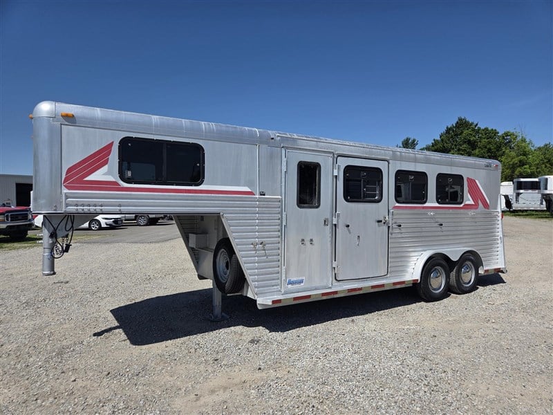 1997 Custom 3 horse goose neck, aluminum.