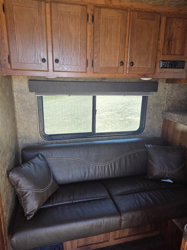 Trailer Photo 11