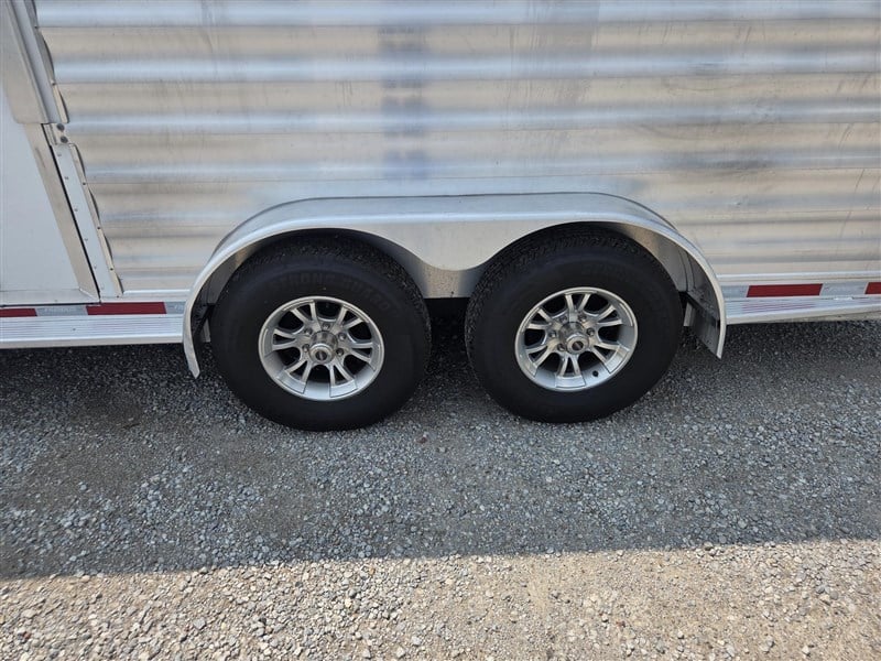 Trailer Photo 3