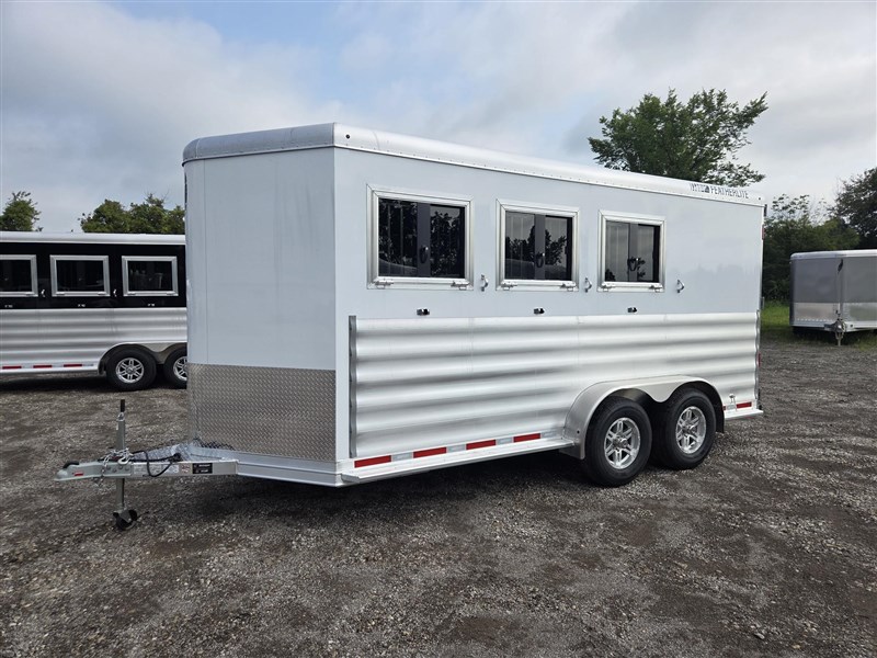 Trailer Photo 2