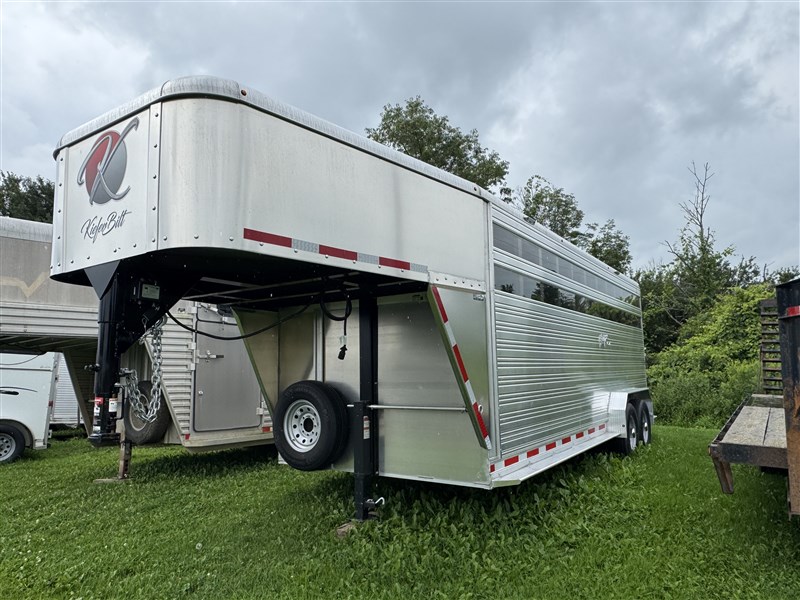 Trailer Photo 2