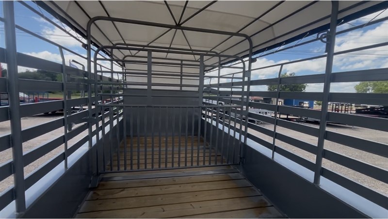 2026 W-W 6.8’x16’ 6’6” gooseneck livestock