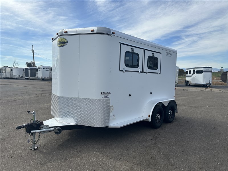 2004 Sundowner 2 horse Sunlite Sundowner