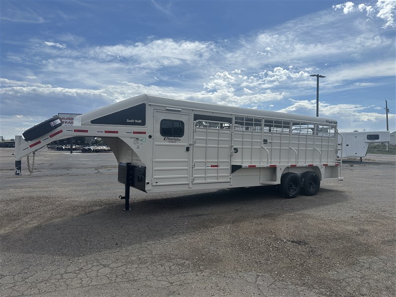 2026 Swift Built 24' Stock Combo **8k axles, plexi glass + extras**