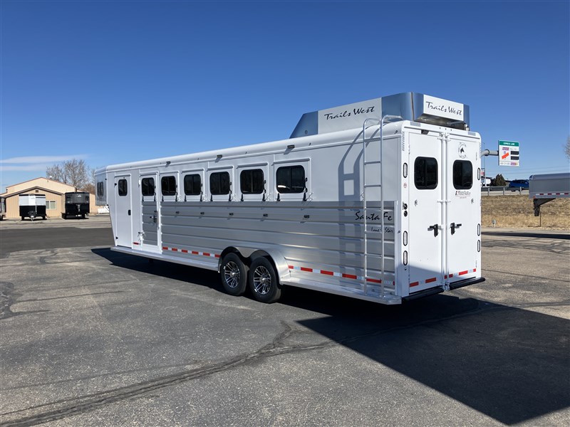 2026 Trails West 6 horse santa fe w/ super tack