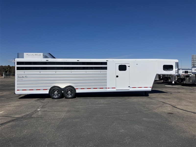 Trailer Photo 12