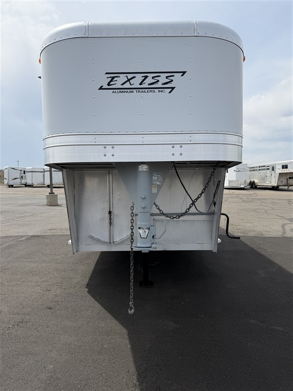 2002 Exiss 20' straight stock