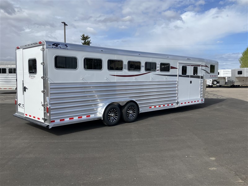 2027 4-star 6 horse w/mangers and super tack