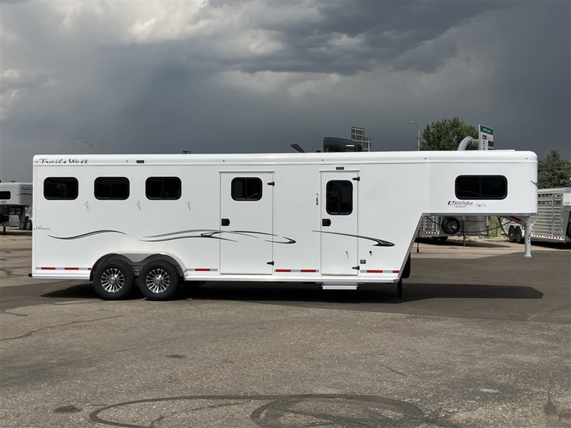 Trailer Photo 3