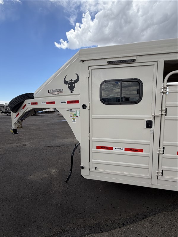 Trailer Photo 19